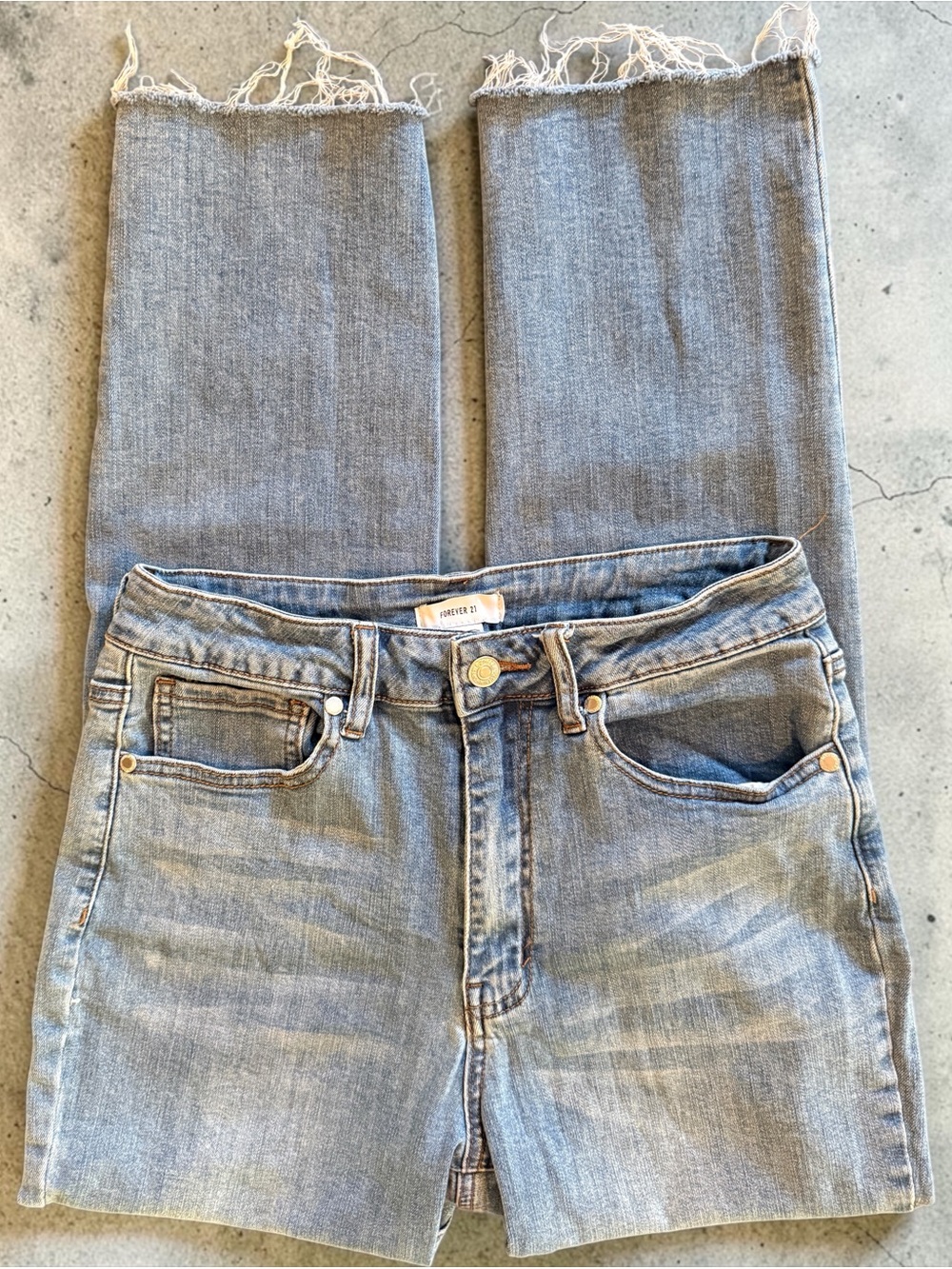 Forever 21 Light Blue Frayed Hem Straight  Ankle Jeans Sz 29” | Fair UC